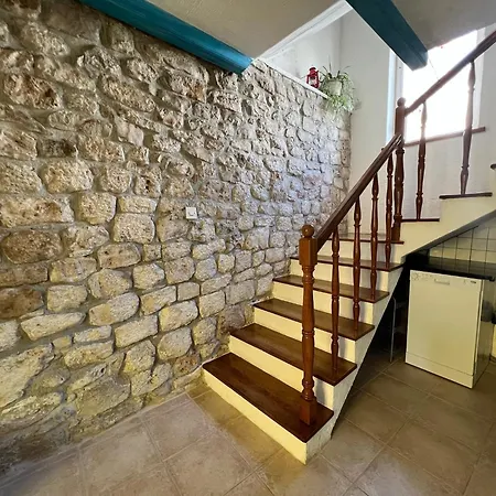 Dalmatera Semesterbostad