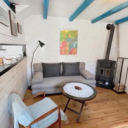 Dalmatera بيت للعطل روغوزنيكا