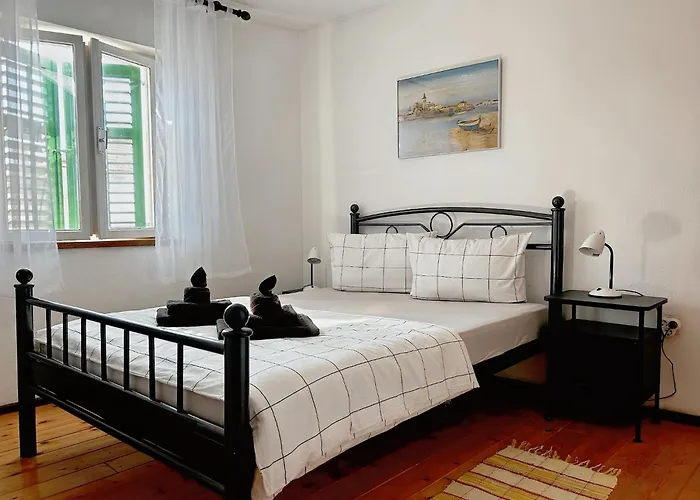 Dalmatera Vakantiehuis Rogoznica (Sibenik-Knin)